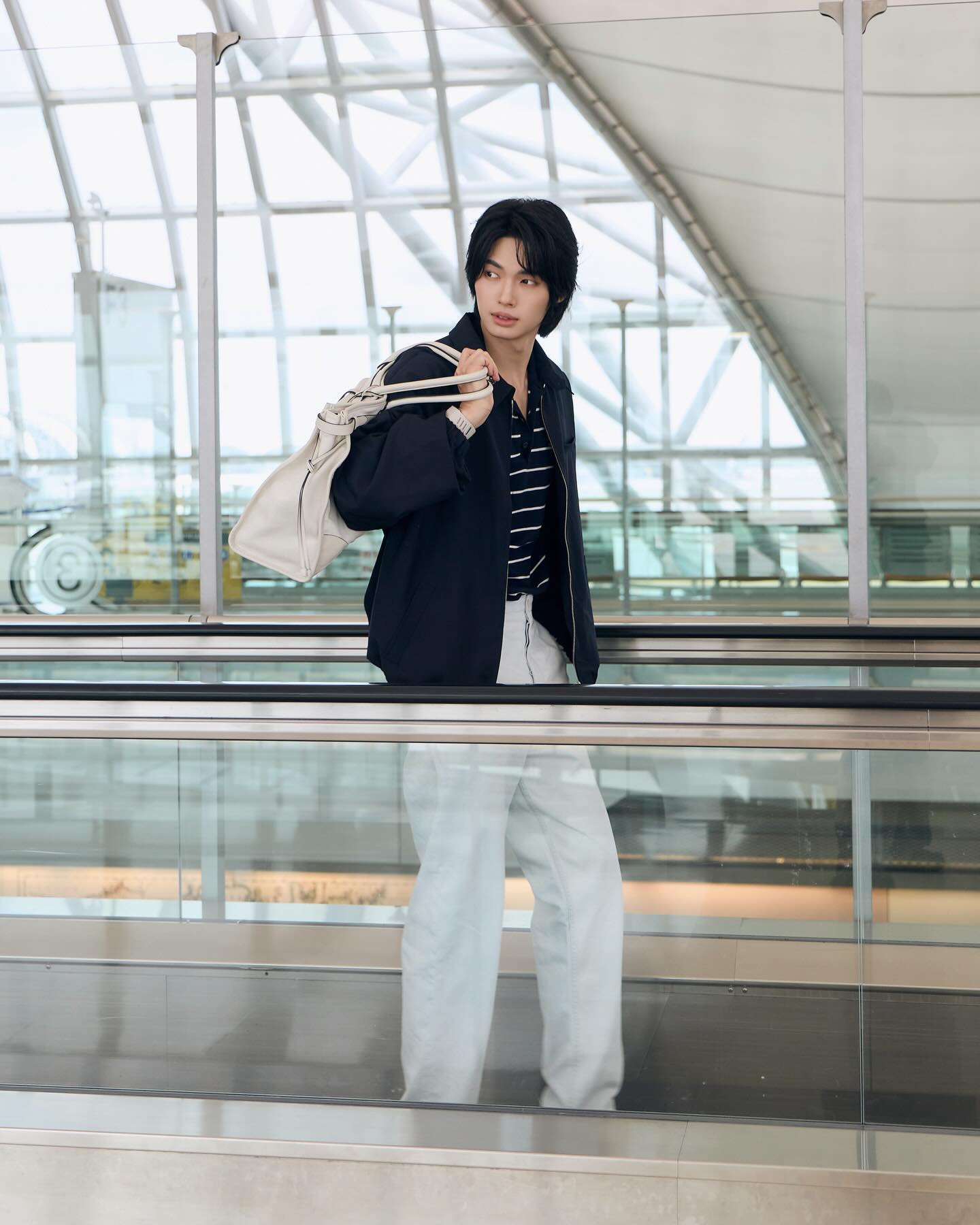วิน - เมธวิน โอภาสเอี่ยมขจร
