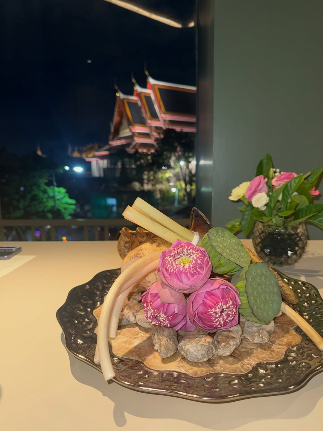 ใหม่ - ดาวิกา โฮร์เน่