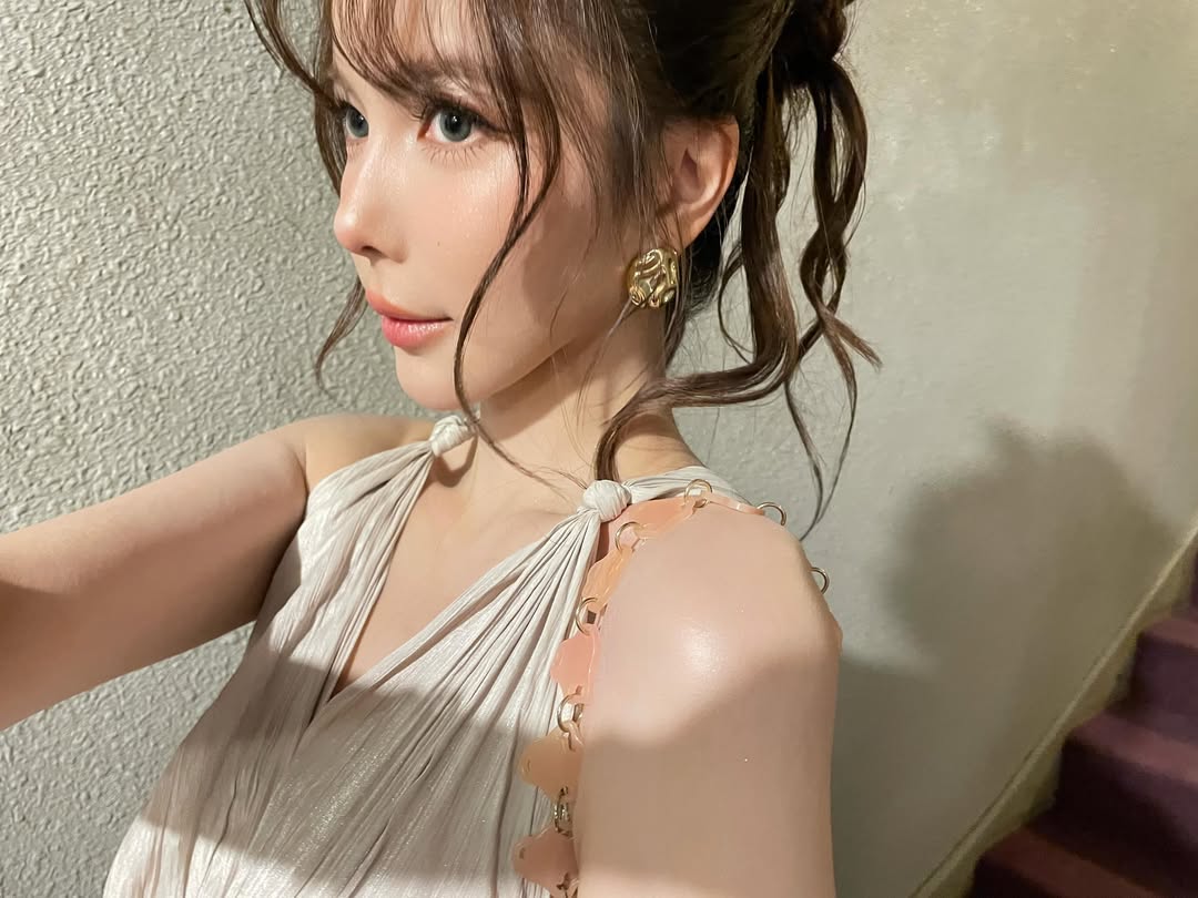 มุก - วรนิษฐ์ ถาวรวงศ์